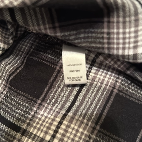 Cato Black and Gray Plaid Casual Button Down Shirts - Picture 9 of 11